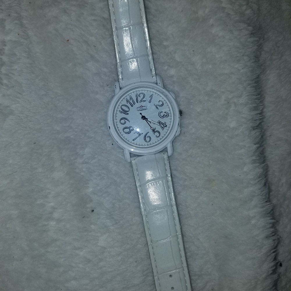 2 watches 2 rings